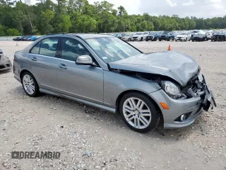 2008 Mercedes-Benz C 300 Sport z VIN WDDGF54X48R012280, wystawiony jako Copart lot #60871115 z przebiegiem 137 219 mil mil oraz Czysty tytuł • Clean title. Historia ofert i sprzedaży dostępna na DreamBid. Obrazek 4.