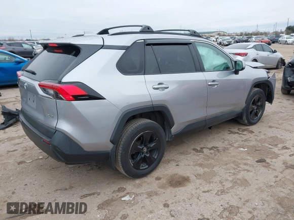 2021 Toyota RAV4 XLE with VIN 2T3W1RFVXMC148125, listed as a IAAI auction lot 41645741 with 66,047 mi miles. Bid and sale history available at carsss.com. Image 4.