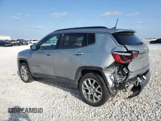 2023 Jeep Compass Latitude Lux с VIN 3C4NJDFN6PT513828, выставлен на аукционе Copart как лот 52940125 с пробегом 63 204 миль миль и Списание • Salvage title. История ставок и продаж доступна на DreamBid. Изображение 2.