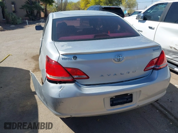 2006 Toyota Avalon XL with VIN 4T1BK36B66U148406, listed as a IAAI auction lot 41992051 with 247,109 mi miles and . Bid and sale history available at carsss.com. Image 15.
