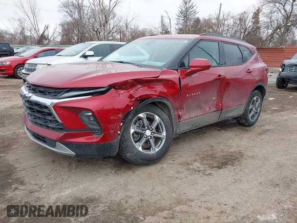 2024 Chevrolet Blazer LT z VIN 3GNKBCR48RS255972, wystawiony jako IAAI lot #41461480 z przebiegiem 8 870 mil mil oraz . Historia ofert i sprzedaży dostępna na DreamBid. Obrazek 17.