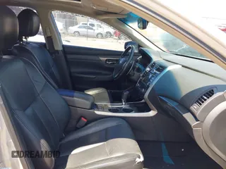 2013 Nissan Altima SL with VIN 1N4BL3AP5DN408974, listed as a IAAI auction lot 42512707 with 199,300 mi miles and . Bid and sale history available at DreamBid. Image 5.