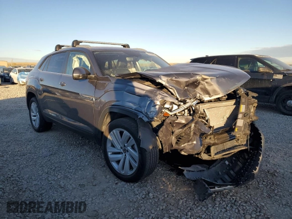 2022 Volkswagen Atlas SE with VIN 1V2KC2CA4NC228197, listed as a Copart auction lot 81079604 with 18,780 mi miles and Salvage title. Bid and sale history available at DreamBid. Image 4.