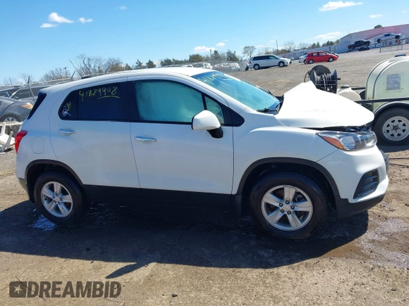 2020 Chevrolet Trax LS with VIN KL7CJNSB1LB090397, listed as a IAAI auction lot 41889908 with 100,435 mi miles. Bid and sale history available at carsss.com. Image 13.