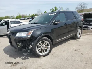 2018 Ford Explorer XLT z VIN 1FM5K7D88JGB97285, wystawiony jako Copart lot #53915735 z przebiegiem 116 397 mil mil oraz Czysty tytuł • Clean title. Historia ofert i sprzedaży dostępna na DreamBid. Obrazek 1.