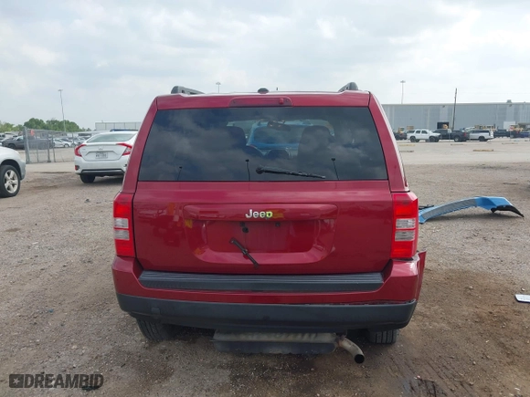 2016 Jeep Patriot Sport with VIN 1C4NJPBB4GD777312, listed as a IAAI auction lot 41906384 with 154,751 mi miles. Bid and sale history available at carsss.com. Image 16.