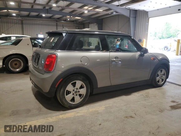 2017 MINI Hardtop Cooper with VIN WMWXP5C30H2F60940, listed as a Copart auction lot 56475935 with 66,925 mi miles and Salvage title. Bid and sale history available at DreamBid. Image 3.