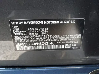 2022 BMW 3 Series 330i xDrive with VIN 3MW5R7J06N8C43146, listed as a IAAI auction lot 41572792 with 6,224 mi miles. Bid and sale history available at carsss.com. Image 9.