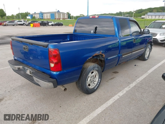 2003 Chevrolet Silverado 1500 with VIN 2GCEC19T131409598, listed as a IAAI auction lot 42196024 with 182,665 mi miles and . Bid and sale history available at DreamBid. Image 4.