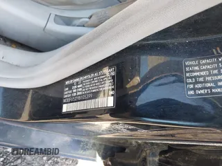 2000 Mercedes-Benz E 320 with VIN WDBJF65J2YB105399, listed as a IAAI auction lot 42076107 with 277,701 mi miles and . Bid and sale history available at DreamBid. Image 9.