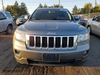 2011 Jeep Grand Cherokee Laredo with VIN 1J4RR4GT5BC649650, listed as a Copart auction lot 70860754 with 113,439 mi miles and Clean Title. Bid and sale history available at carsss.com. Image 5.