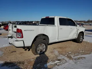 2022 Ram 2500 Big Horn with VIN 3C6UR5DL4NG405474, listed as a Copart auction lot 45743135 with 45,225 mi miles and Salvage Title. Bid and sale history available at carsss.com. Image 3.