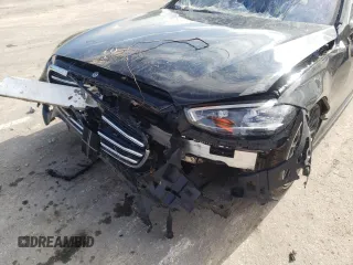 2022 Mercedes-Benz S 580 z VIN W1K6G7GB9NA110154, wystawiony jako Copart lot #66277042 z przebiegiem Nie podano mil oraz . Historia ofert i sprzedaży dostępna na DreamBid. Obrazek 9.