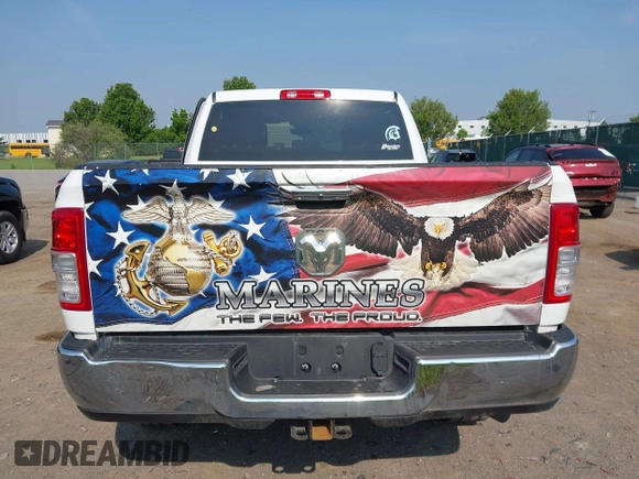 2019 Ram 2500 Big Horn with VIN 3C6UR5DJ1KG570506, listed as a IAAI auction lot 42372500 with 76,161 mi miles and . Bid and sale history available at DreamBid. Image 16.