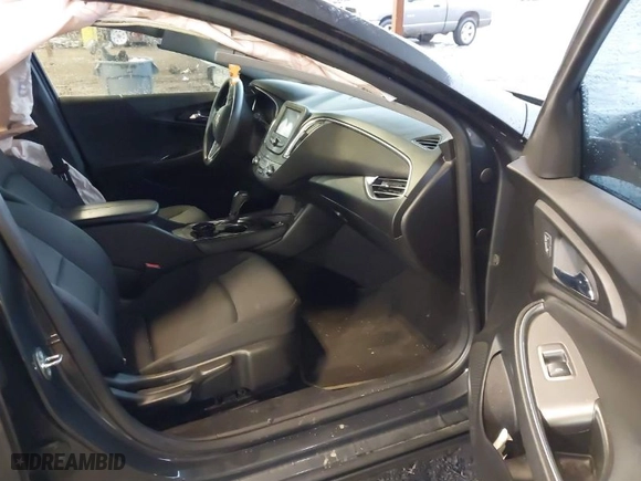 2017 Chevrolet Malibu LT with VIN 1G1ZE5ST3HF181657, listed as a IAAI auction lot 41487393 with 215,821 mi miles. Bid and sale history available at carsss.com. Image 5.