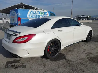 2015 Mercedes-Benz CLS-Class CLS 63 AMG S-Model with VIN WDDLJ7GB5FA134828, listed as a IAAI auction lot 41377844 with 79,219 mi miles. Bid and sale history available at carsss.com. Image 4.