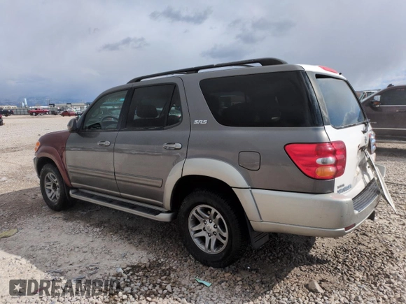 2003 Toyota Sequoia SR5 with VIN 5TDZT34A33S155761, listed as a Copart auction lot 52153775 with 170,157 mi miles and Salvage Title. Bid and sale history available at carsss.com. Image 2.