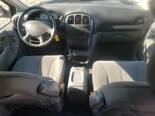 2005 Dodge Caravan SXT z VIN 2D4GP44L75R504132, wystawiony jako Copart lot #50805745 z przebiegiem 214 532 mil mil oraz Czysty tytuł • Clean title. Historia ofert i sprzedaży dostępna na DreamBid. Obrazek 8.