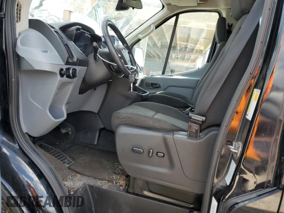 2016 Ford Transit XL z VIN 1FBVU4XG5GKA48634, wystawiony jako Copart lot #76111884 z przebiegiem 109 052 mil mil oraz Szkoda całkowita • Salvage title. Historia ofert i sprzedaży dostępna na DreamBid. Obrazek 7.
