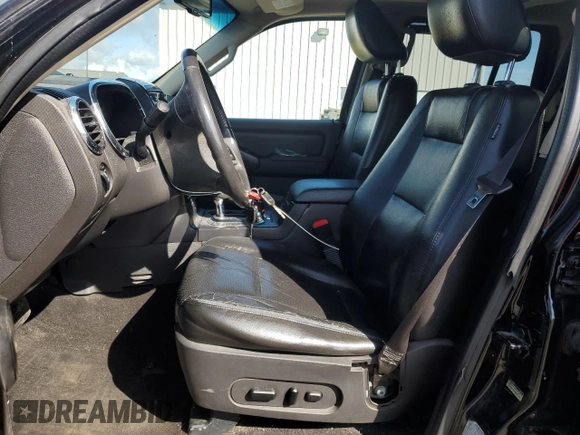 2010 Ford Explorer Limited с VIN 1FMEU8F83AUA33683, выставлен на аукционе Copart как лот 51799595 с пробегом 203 183 миль миль и Чистый • Clean title. История ставок и продаж доступна на DreamBid. Изображение 7.