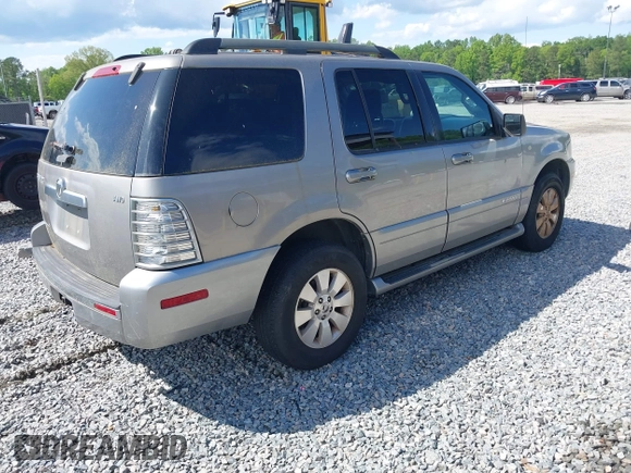 2008 Mercury Mountaineer with VIN 4M2EU47E18UJ08760, listed as a IAAI auction lot 42032107 with 208,982 mi miles. Bid and sale history available at carsss.com. Image 4.