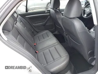 2009 Volkswagen Jetta Sedan SE with VIN 3VWRZ71K09M122435, listed as a IAAI auction lot 42119949 with 158,207 mi miles. Bid and sale history available at carsss.com. Image 8.