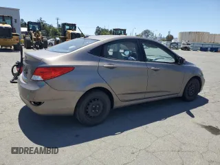 2012 Hyundai Accent GLS z VIN KMHCT4AE3CU197339, wystawiony jako Copart lot #55993685 z przebiegiem 218 401 mil mil oraz Szkody całkowita. Historia ofert i sprzedaży dostępna na DreamBid. Obrazek 3.