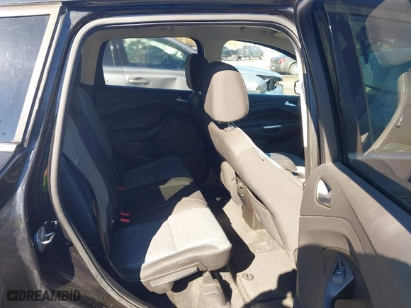 2013 Ford Escape SE with VIN 1FMCU9GX4DUD30453, listed as a IAAI auction lot 41589446 with 130,556 mi miles. Bid and sale history available at carsss.com. Image 8.