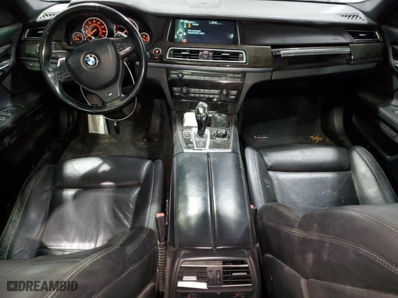 2013 BMW 7 Series 750Li with VIN WBAYE8C55DD132113, listed as a Copart auction lot 42035025 with 183,521 mi miles and Clean Title. Bid and sale history available at carsss.com. Image 8.