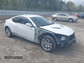 2016 Hyundai Genesis Coupe 3.8L Base with VIN KMHHT6KJ1GU134260, listed as a IAAI auction lot 41948319 with 154,259 mi miles. Bid and sale history available at carsss.com. Image 1.