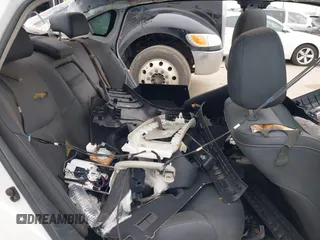 2015 Infiniti Q70 with VIN JN1BY1PP9FM601275, listed as a IAAI auction lot 41641734 with Not provided miles and . Bid and sale history available at DreamBid. Image 8.