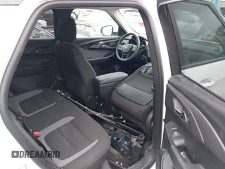 2023 Chevrolet TrailBlazer LT with VIN KL79MRSL5PB190333, listed as a IAAI auction lot 42040673 with 43,209 mi miles and . Bid and sale history available at DreamBid. Image 8.