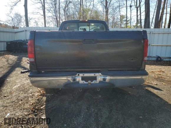 2005 Ford F-250 XL with VIN 1FTNF21575EC18747, listed as a Copart auction lot 78152474 with 52,950 mi miles and Salvage Title. Bid and sale history available at DreamBid. Image 6.