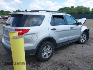 2014 Ford Explorer with VIN 1FM5K8B85EGB44879, listed as a IAAI auction lot 40226603 with 152,778 mi miles and . Bid and sale history available at carsss.com. Image 4.