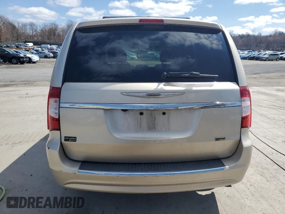 2014 Chrysler Town & Country Touring with VIN 2C4RC1BG9ER255998, listed as a Copart auction lot 51385125 with 91,356 mi miles and Clean Title. Bid and sale history available at DreamBid. Image 6.