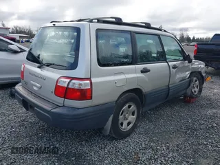 2001 Subaru Forester L with VIN JF1SF635X1H735028, listed as a IAAI auction lot 41805026 with 132,843 mi miles. Bid and sale history available at carsss.com. Image 4.