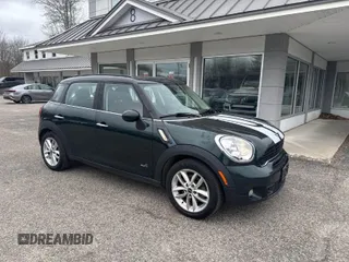 2012 MINI Countryman S with VIN WMWZC5C56CWM13722, listed as a IAAI auction lot 41980969 with 160,215 mi miles and . Bid and sale history available at DreamBid. Image 1.