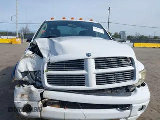 2005 Dodge Ram 3500 SLT with VIN 3D7LS38CX5G754202, listed as a IAAI auction lot 41831566 with 225,847 mi miles. Bid and sale history available at carsss.com. Image 13.