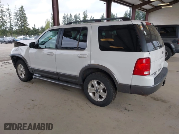 2003 Ford Explorer XLT with VIN 1FMZU73K63UA34941, listed as a IAAI auction lot 42078873 with 121,196 mi miles. Bid and sale history available at carsss.com. Image 3.