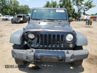 2014 Jeep Wrangler Unlimited Sport with VIN 1C4BJWDG1EL298161, listed as a Copart auction lot 61996735 with 176,043 mi miles and Salvage title. Bid and sale history available at DreamBid. Image 5.