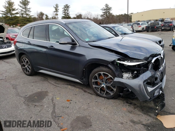 2021 BMW X1 xDrive28i with VIN WBXJG9C0XM5T03671, listed as a Copart auction lot 41803043 with 31,097 mi miles. Bid and sale history available at carsss.com. Image 4.