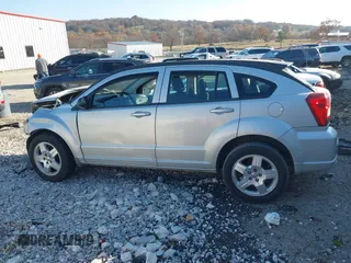 2009 Dodge Caliber SXT with VIN 1B3HB48A99D143067, listed as a IAAI auction lot 40989643 with 132,534 mi miles and . Bid and sale history available at carsss.com. Image 15.
