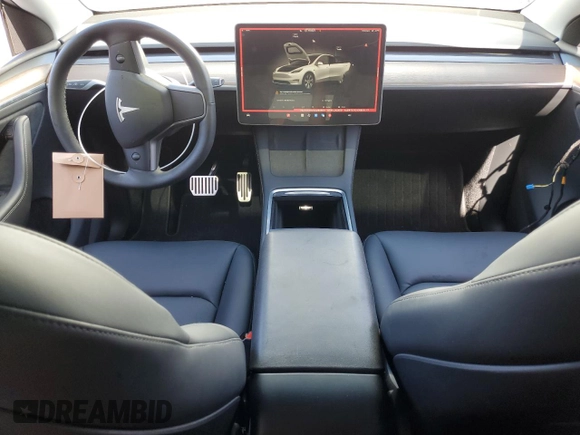 2024 Tesla Model Y Long Range with VIN 7SAYGDEEXRA288960, listed as a Copart auction lot 60801525 with 18,942 mi miles and Salvage title. Bid and sale history available at DreamBid. Image 8.