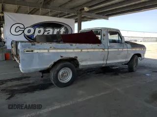 1976 Ford F-250 z VIN F25JRB81094, wystawiony jako Copart lot #55358685 z przebiegiem 7 481 mil mil oraz Szkoda całkowita • Salvage title. Historia ofert i sprzedaży dostępna na DreamBid. Obrazek 3.
