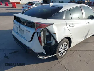 2017 Toyota Prius Two with VIN JTDKARFU4H3535752, listed as a IAAI auction lot 41975718 with 304,314 mi miles. Bid and sale history available at carsss.com. Image 6.
