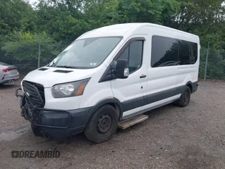 2017 Ford Transit Passenger XL с VIN 1FBZX2CM8HKA04024, выставлен на аукционе IAAI как лот 42264367 с пробегом 142 100 миль миль и . История ставок и продаж доступна на DreamBid. Изображение 2.