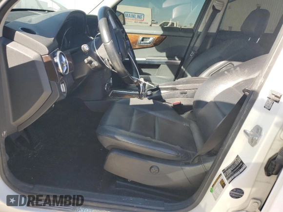 2015 Mercedes-Benz GLK 350 z VIN WDCGG5HB6FG355780, wystawiony jako Copart lot #41760355 z przebiegiem 102 354 mil mil oraz Szkoda całkowita • Salvage title. Historia ofert i sprzedaży dostępna na DreamBid. Obrazek 7.