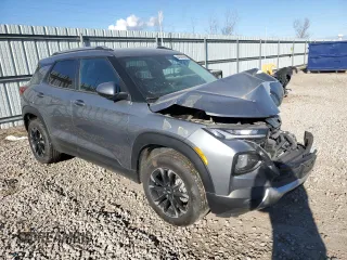 2022 Chevrolet TrailBlazer LT with VIN KL79MRSLXNB010454, listed as a Copart auction lot 84032814 with 38,500 mi miles and Salvage Title. Bid and sale history available at carsss.com. Image 4.