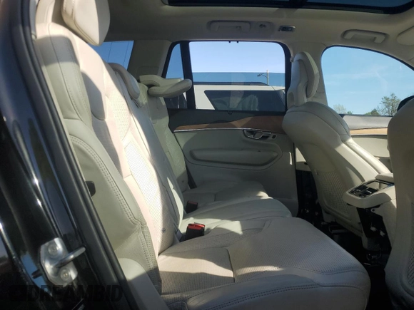 2016 Volvo XC90 T6 Inscription z VIN YV4A22PLXG1025175, wystawiony jako Copart lot #54695945 z przebiegiem 121 319 mil mil oraz Szkoda całkowita • Salvage title. Historia ofert i sprzedaży dostępna na DreamBid. Obrazek 11.