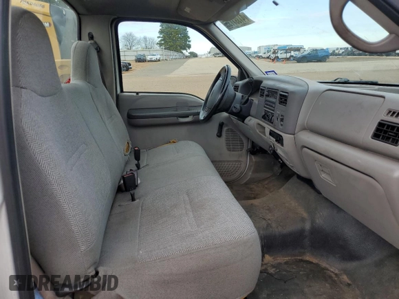 2001 Ford F-250 XL with VIN 1FTNF20L61EB61984, listed as a Copart auction lot 41397135 with 156,815 mi miles and Salvage title. Bid and sale history available at DreamBid. Image 10.